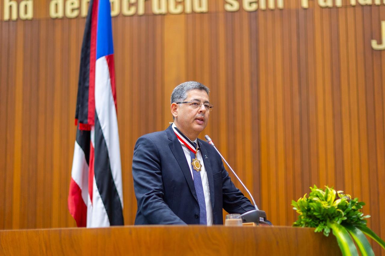 Entrega de Medalha a Antônio Dino